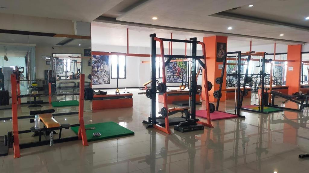 City Hotel Tasikmalaya Esterno foto